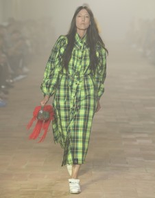 Look 18