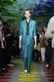 Look 3