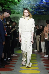 Look 10