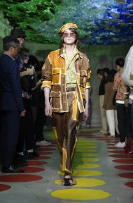 Look 14