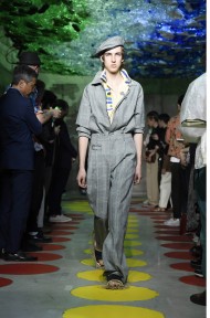 Look 17