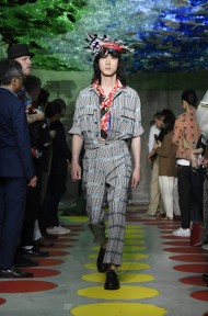 Look 19