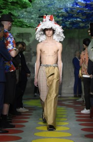 Look 50