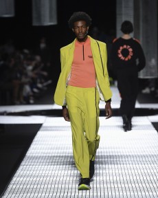Look 28