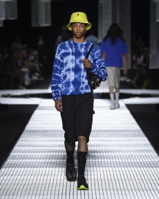 Look 15