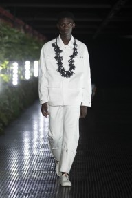 Look 7