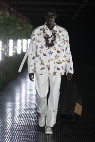 Look 17