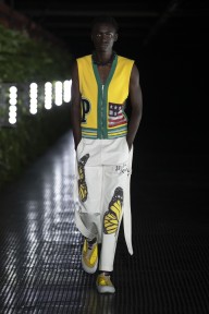Look 25
