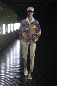 Look 50