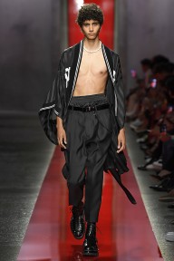 Look 24