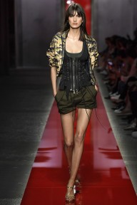 Look 50
