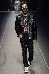 Look 7