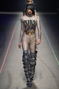 Look 8