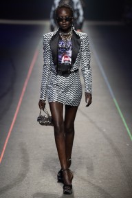Look 11