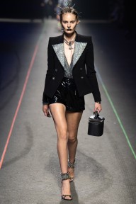 Look 30