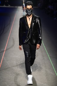 Look 35