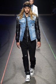 Look 50