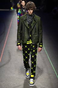 Look 75