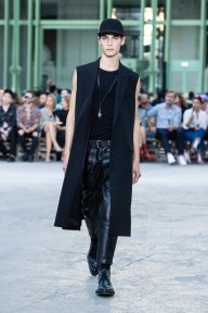Look 3