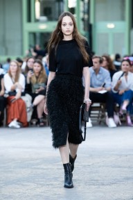Look 10