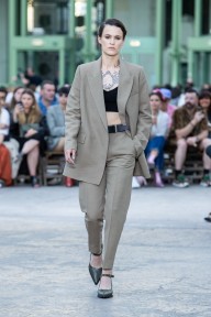 Look 18