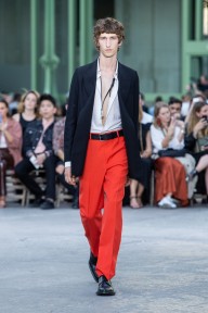 Look 25