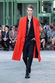 Look 28