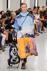 Look 18