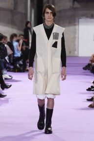 Look 10