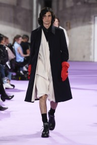 Look 12