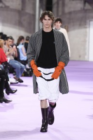 Look 17