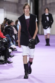 Look 48