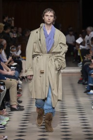 Look 19
