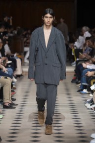 Look 25