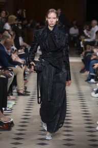 Look 50