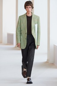 Look 15