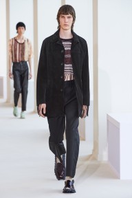 Look 25
