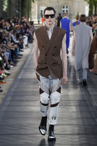 Look 11