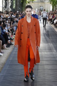 Look 15