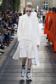 Look 17