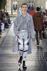 Look 30