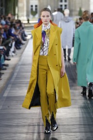 Look 33