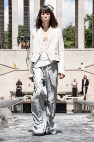 Look 17