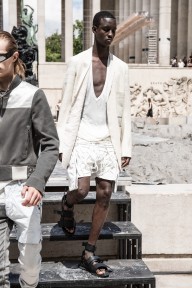Look 24