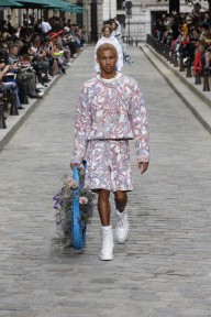 Look 15
