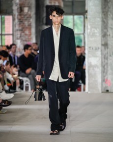 Look 1