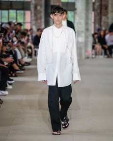 Look 3