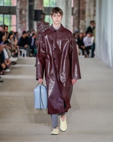 Look 18