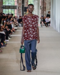 Look 19