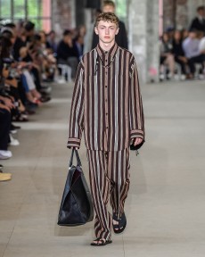 Look 25